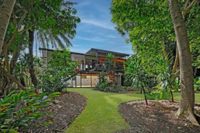 Treehouse House Close to the City 5A
